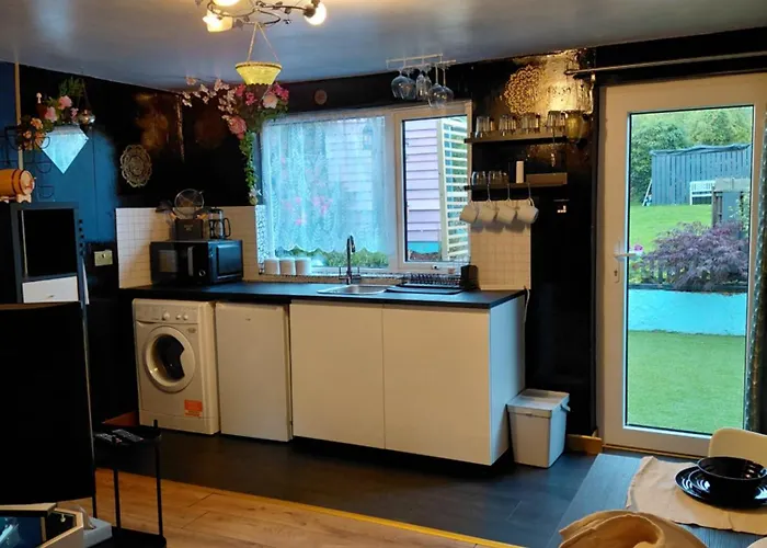 Cranasanctuary アパート